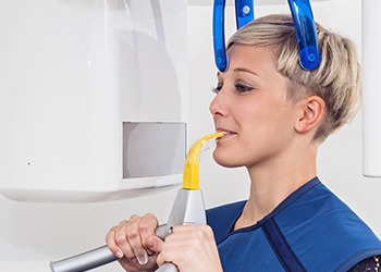 Woman receiving 3D conebeam scans